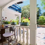 1 Bedroom In مالي لوشينغْ