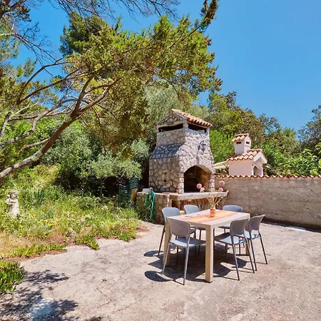 Cozy In Mali Lošinj